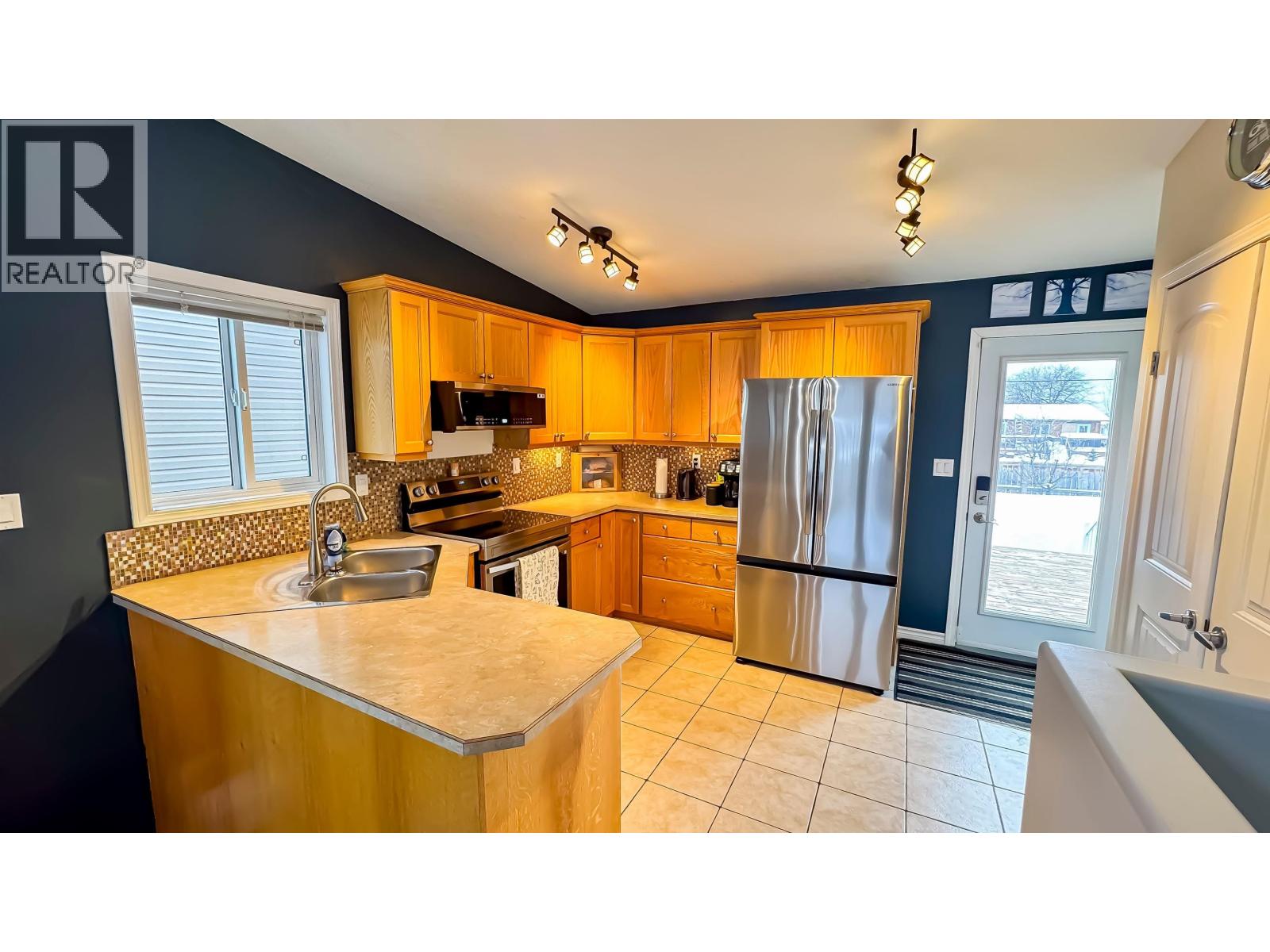 10232 S 97 STREET, Taylor