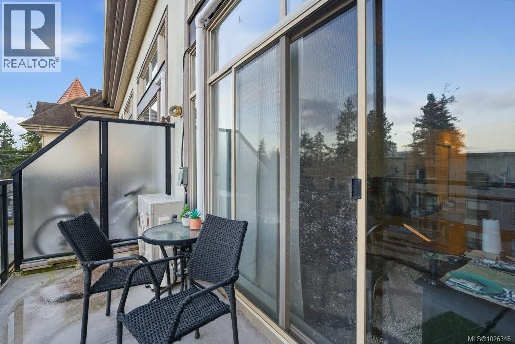 407 866 Goldstream Avenue, Langford