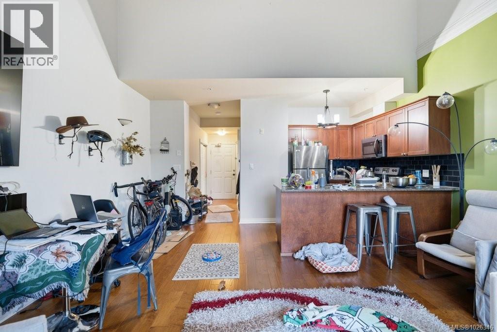 407 866 Goldstream Avenue, Langford