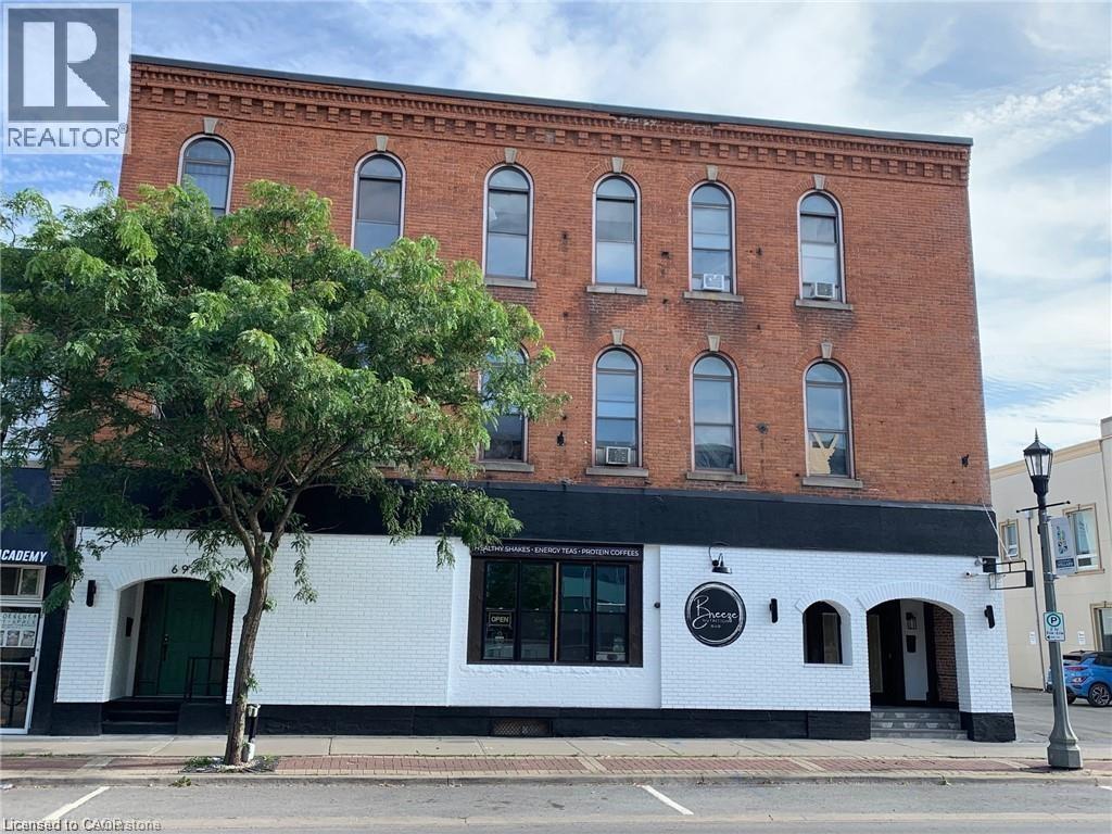 69 EAST MAIN Street Unit# 203