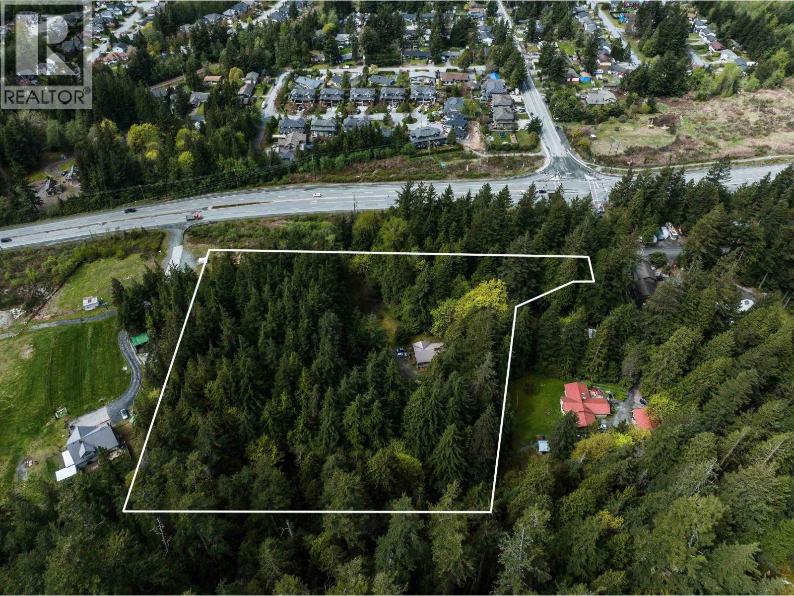 1774 DEPOT ROAD, Squamish