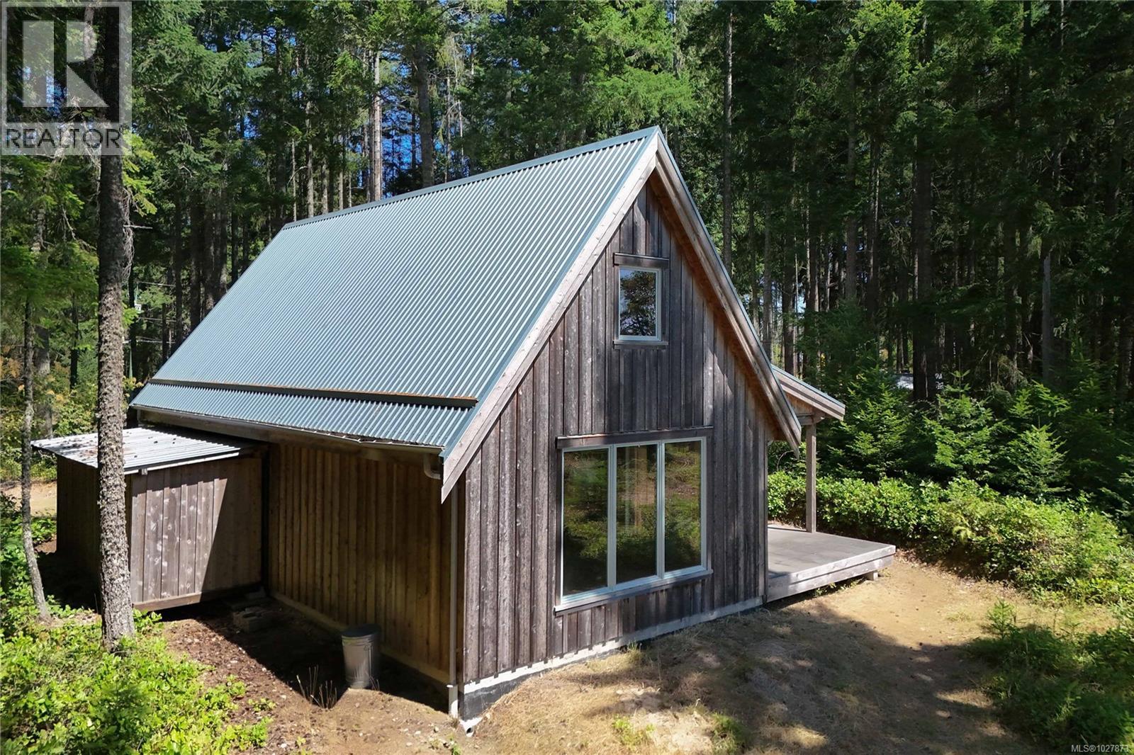  241 Little Mountain Road, Salt Spring