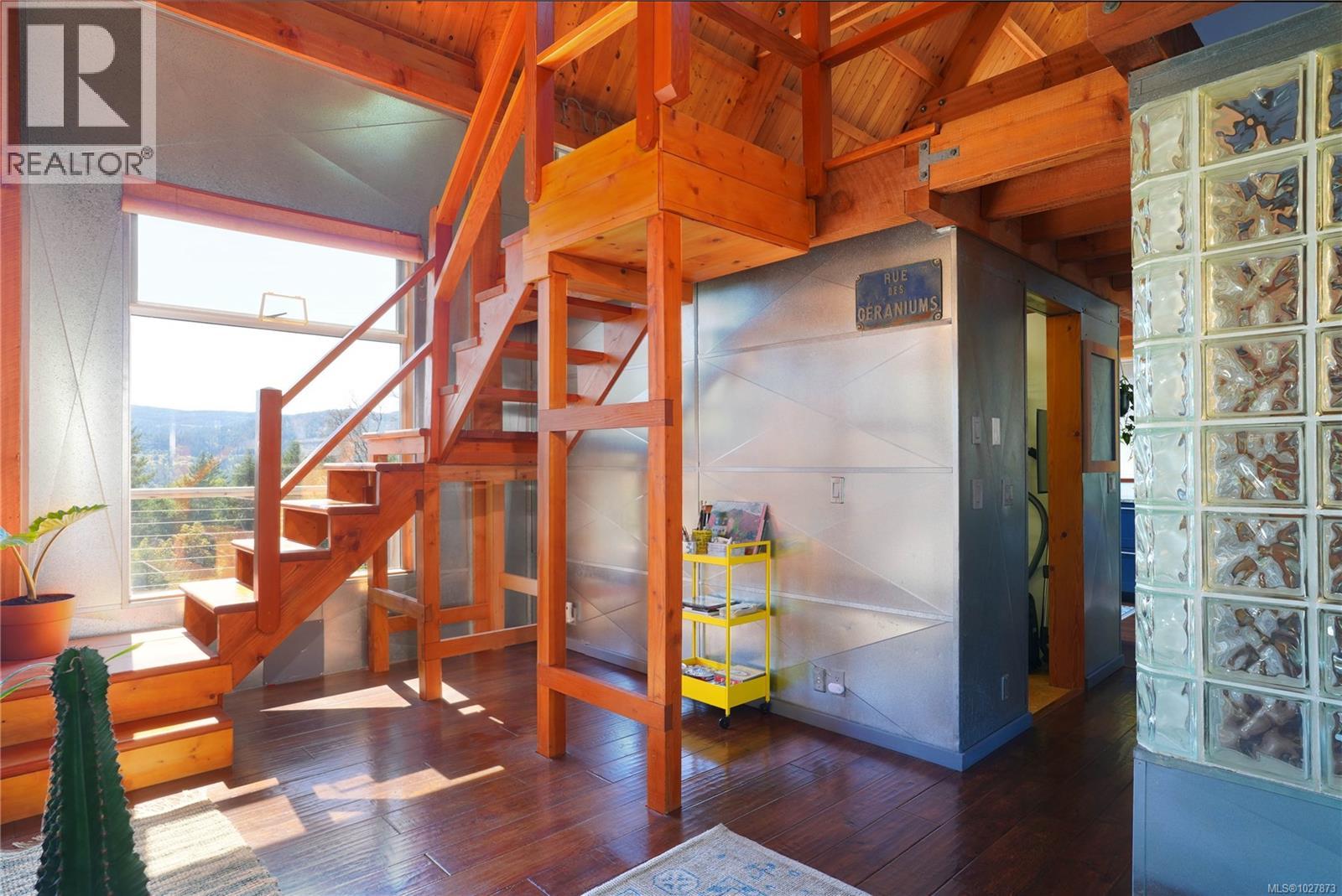  241 Little Mountain Road, Salt Spring