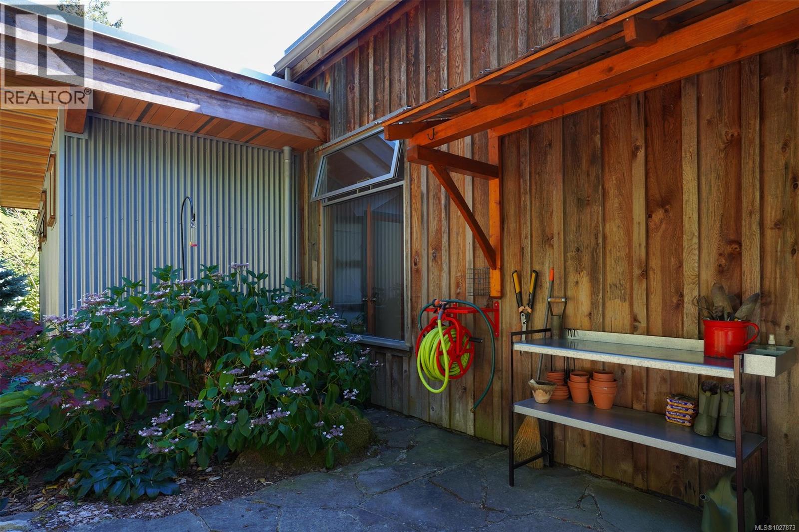  241 Little Mountain Road, Salt Spring