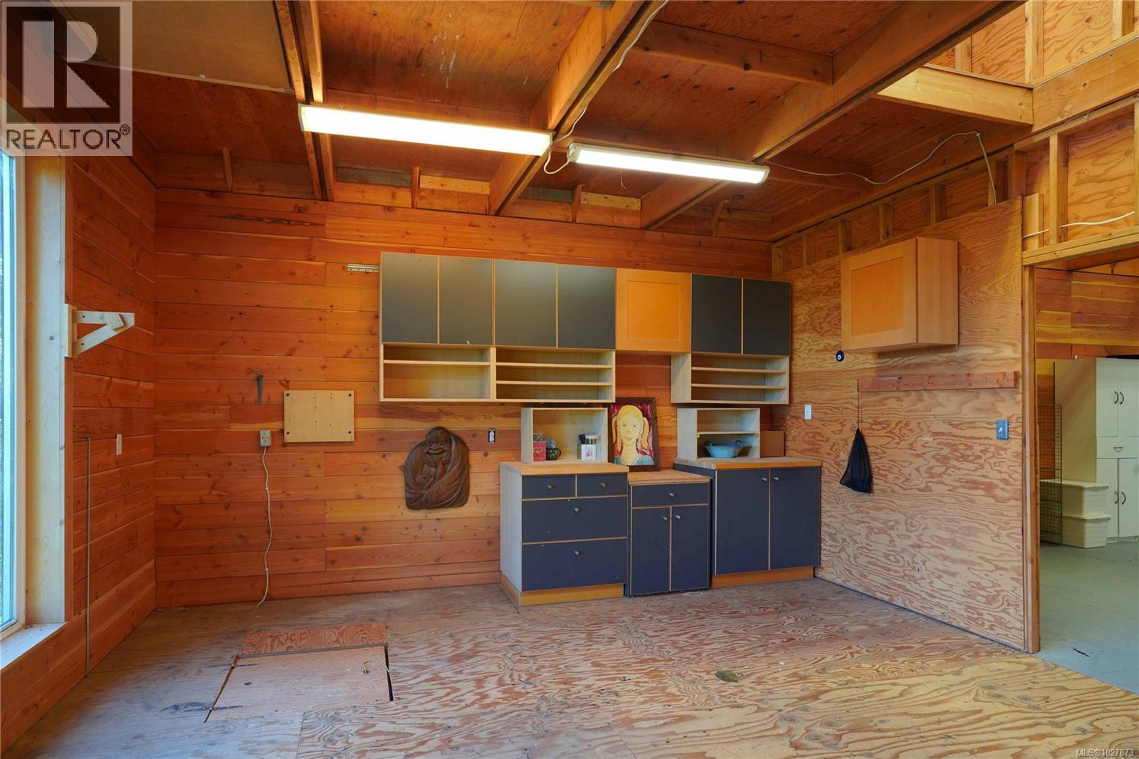  241 Little Mountain Road, Salt Spring