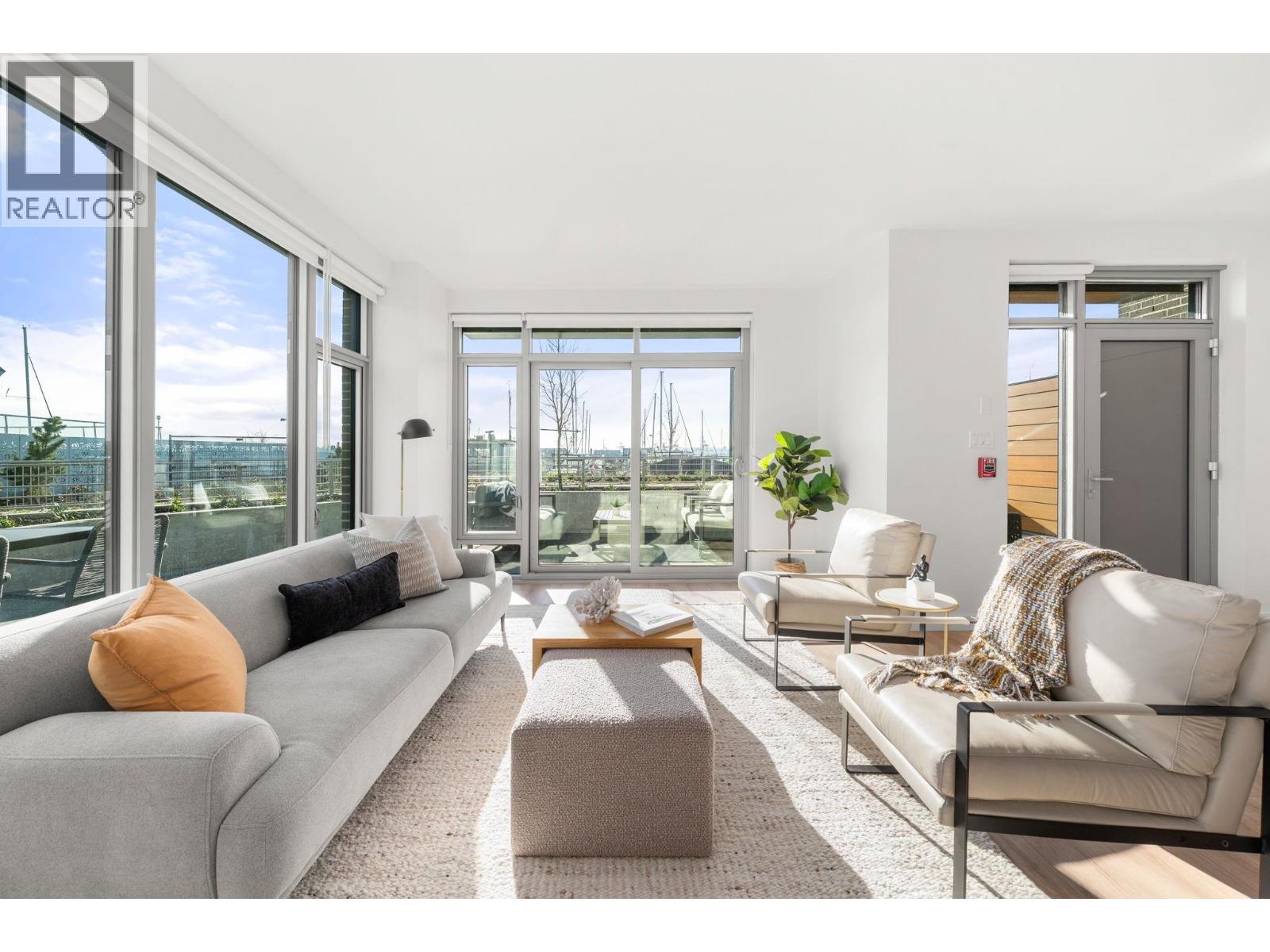 110 755 HARBOURSIDE DRIVE, North Vancouver