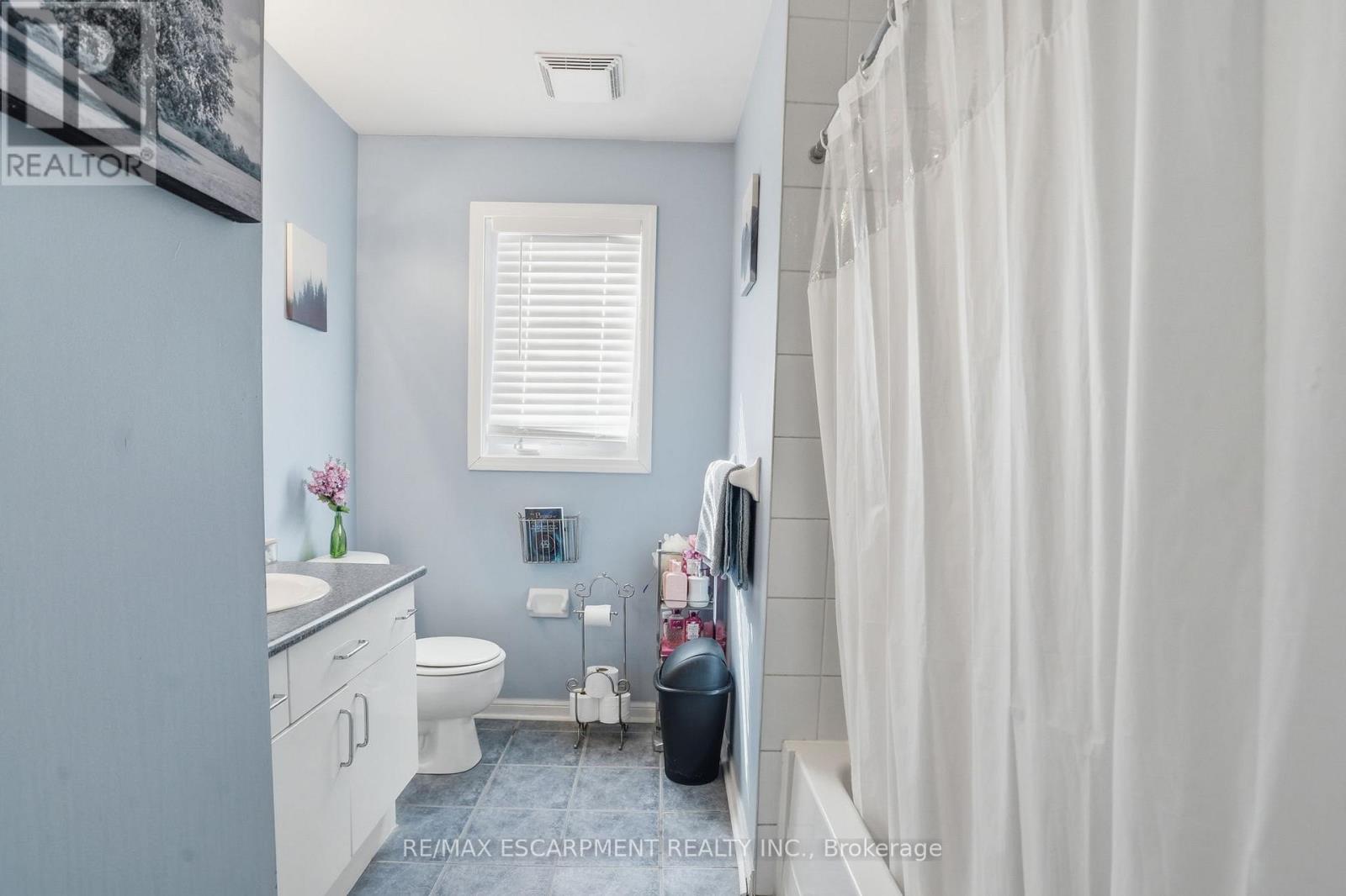 2505 VALLEYRIDGE DRIVE - 29