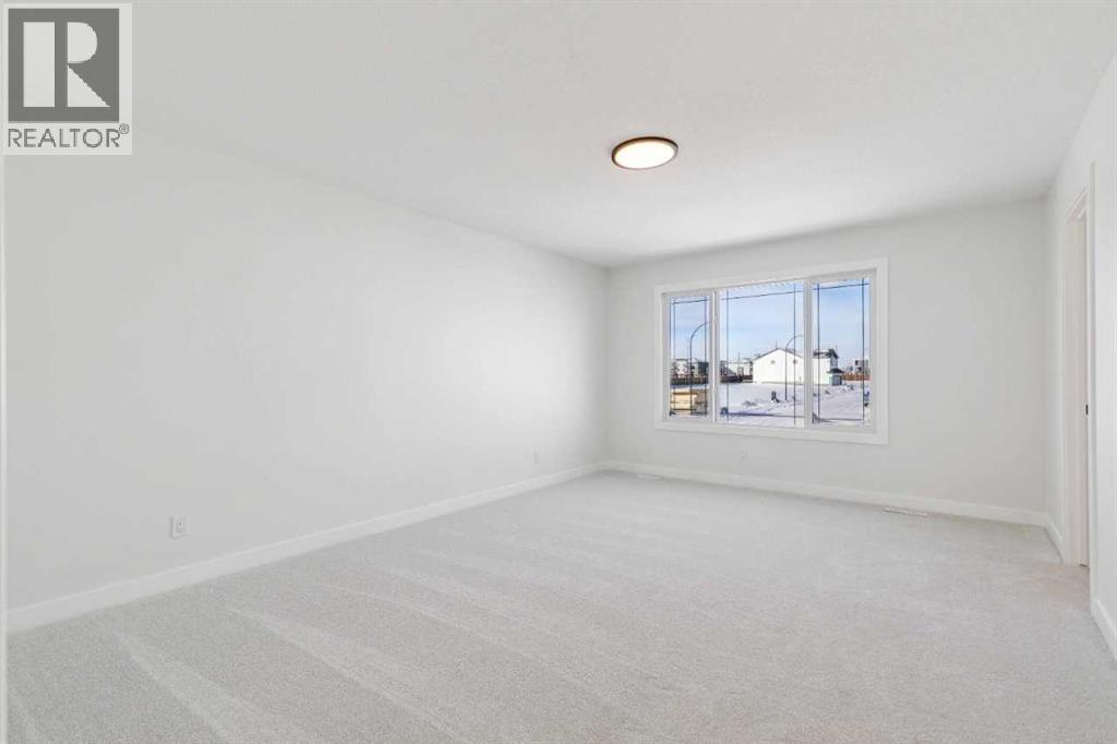 Single Family House for Sale in  Buffaloberry Manor SE Calgary 