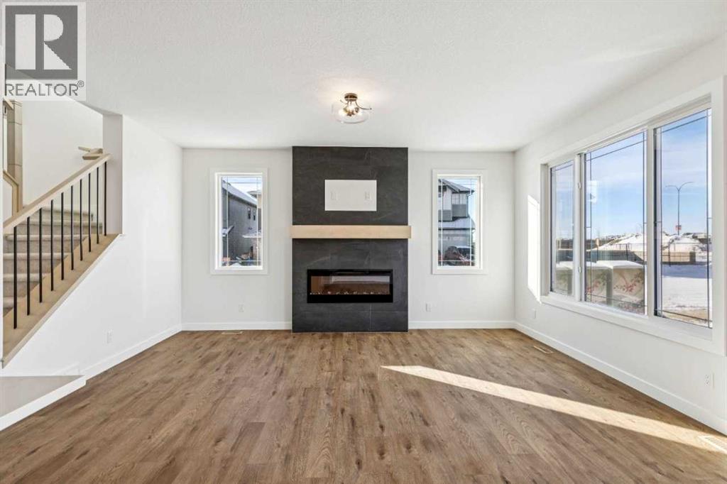 Single Family House for Sale in  Buffaloberry Manor SE Calgary 