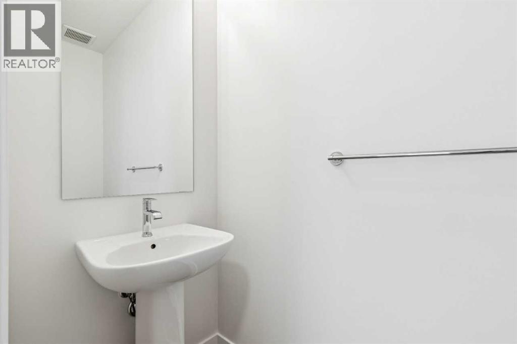 Single Family House for Sale in  Buffaloberry Manor SE Calgary 