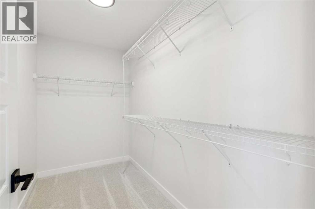 Single Family House for Sale in  Buffaloberry Manor SE Calgary 