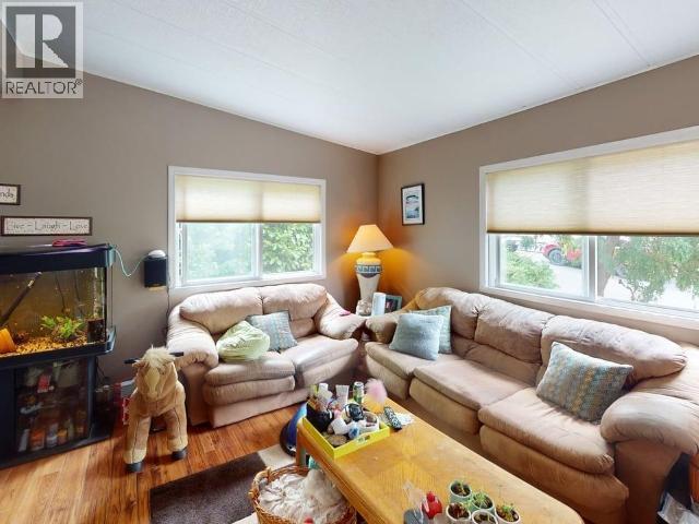 26-6271 MCANDREW AVE - 3