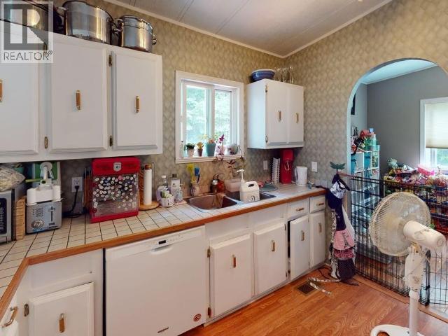 26-6271 MCANDREW AVE - 6