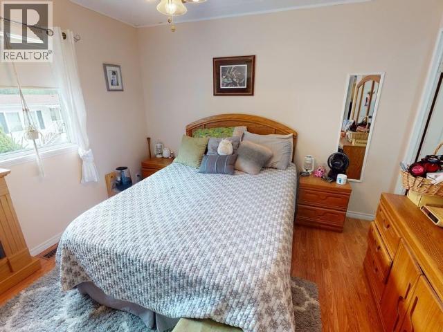 26-6271 MCANDREW AVE - 9