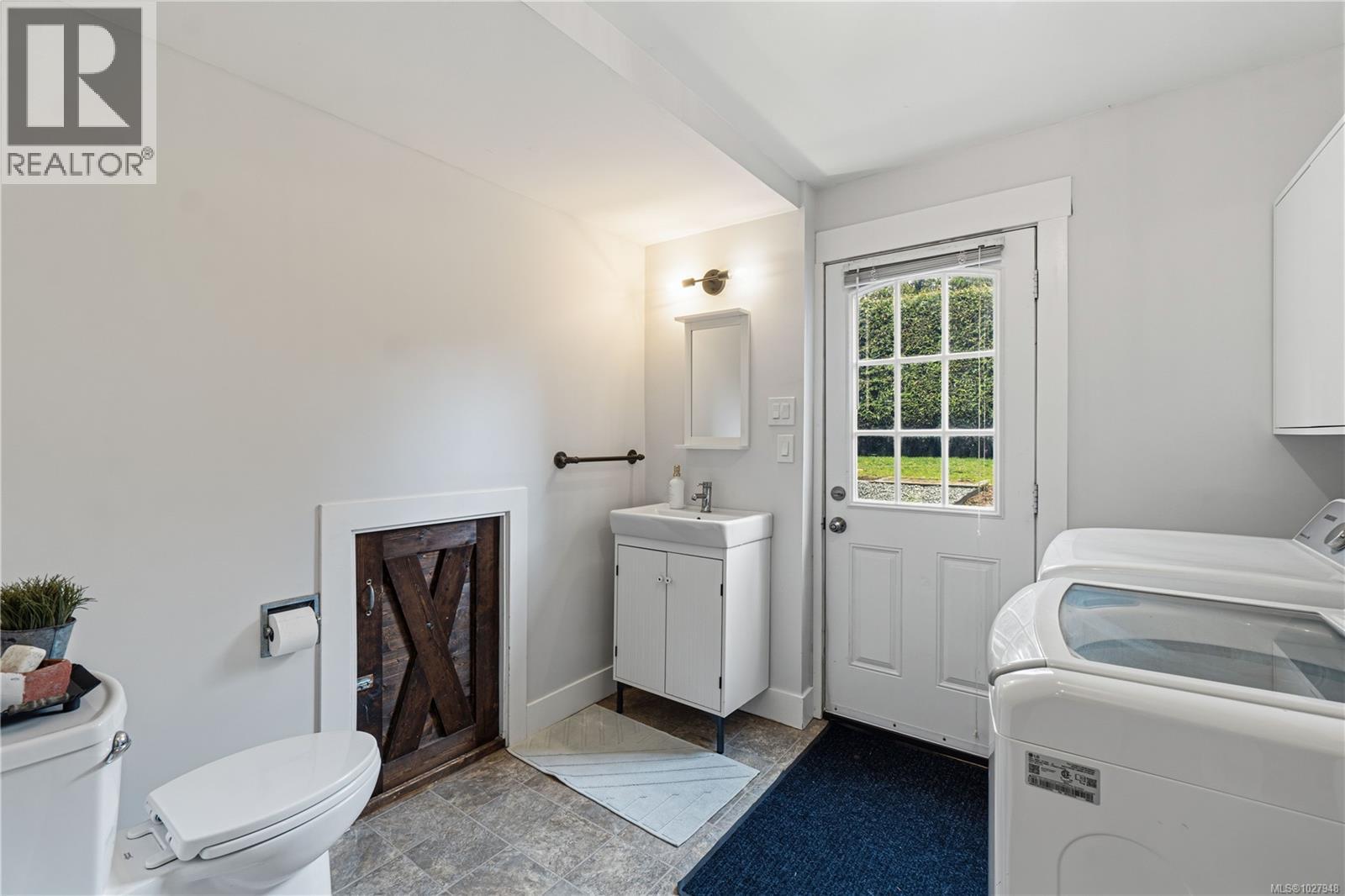 7509 Harby Rd, Lantzville