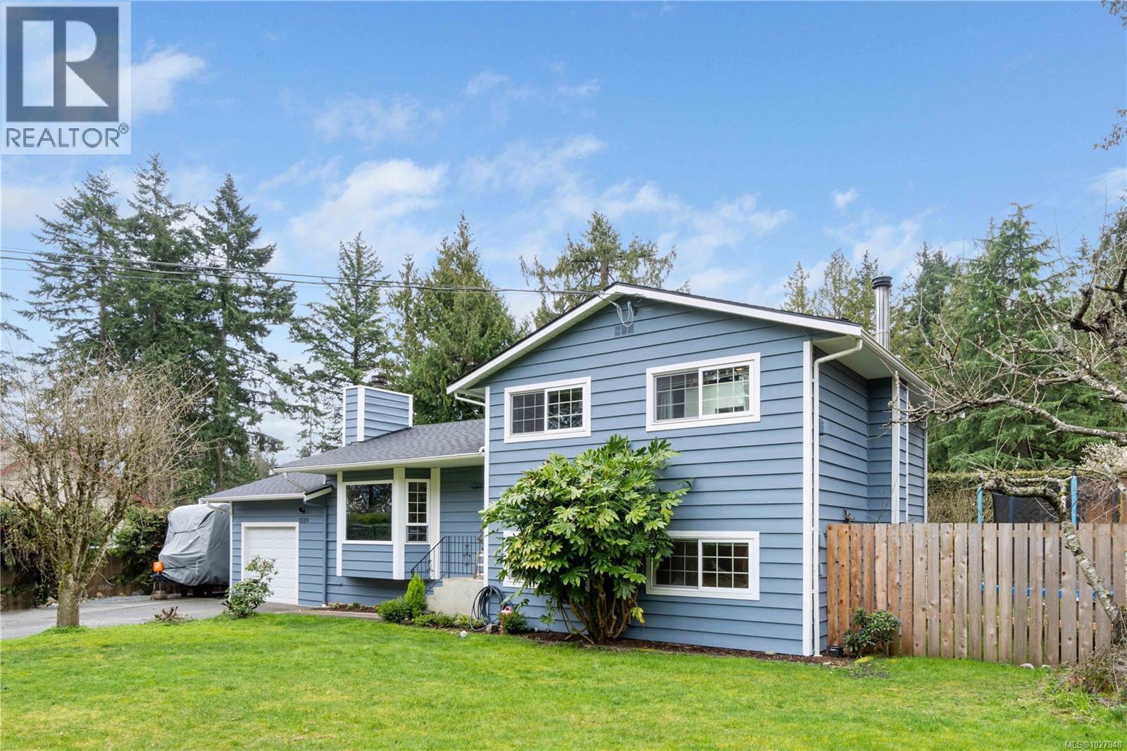 7509 Harby Rd, Lantzville