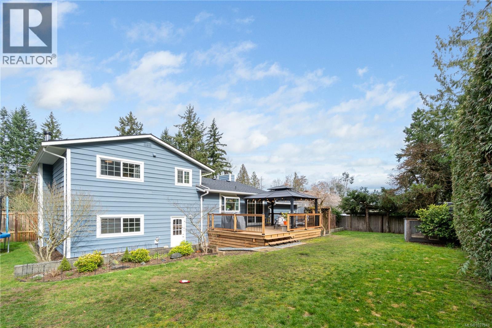 7509 Harby Rd, Lantzville