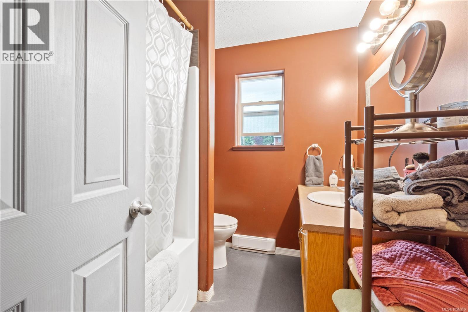 2830 Steelhead Trail, Nanaimo