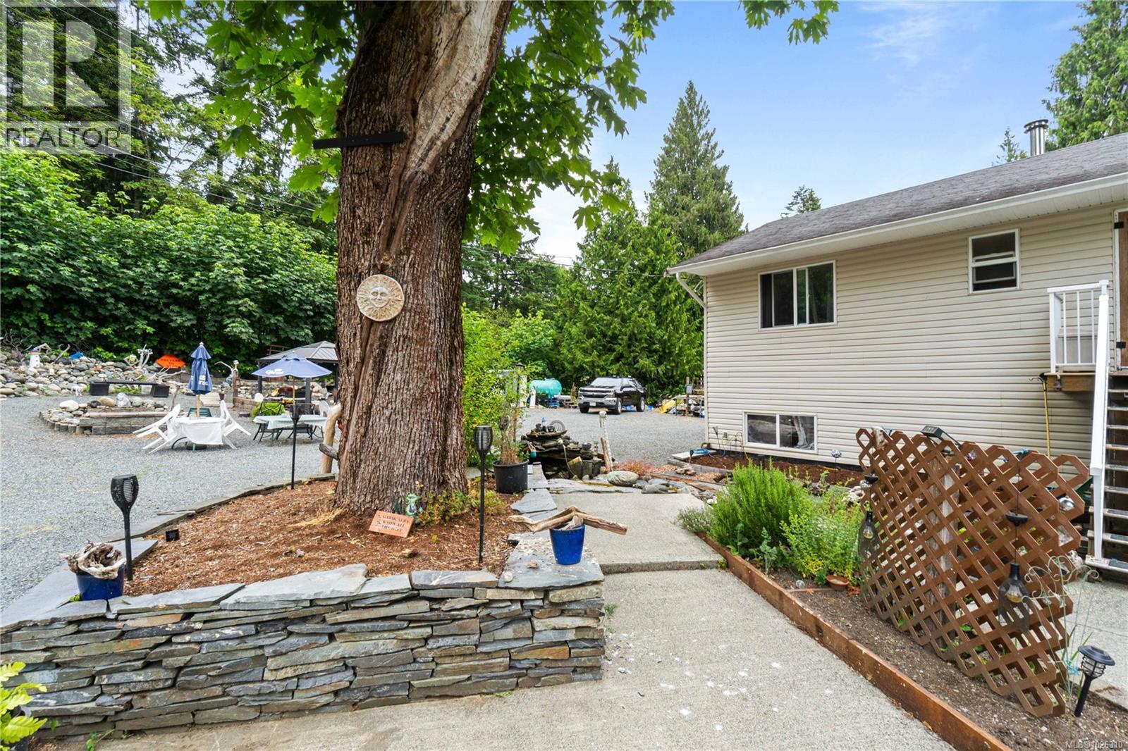 2830 Steelhead Trail, Nanaimo