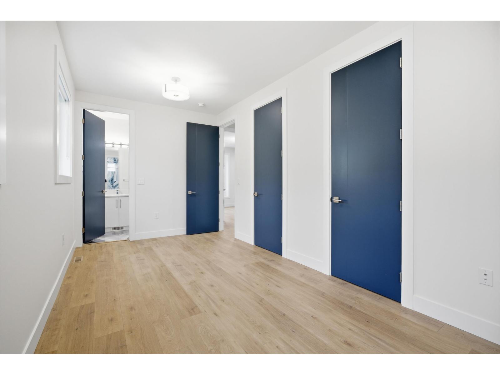 17130 1 AVENUE, Surrey