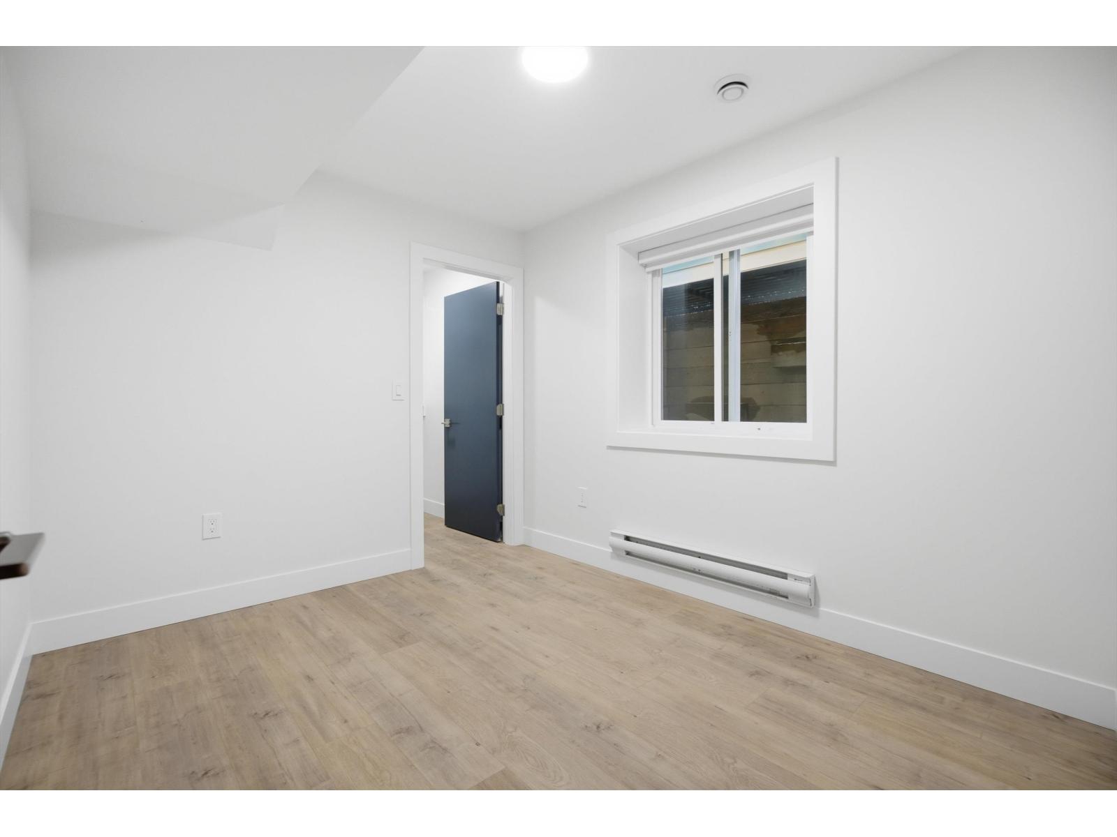 17130 1 AVENUE, Surrey