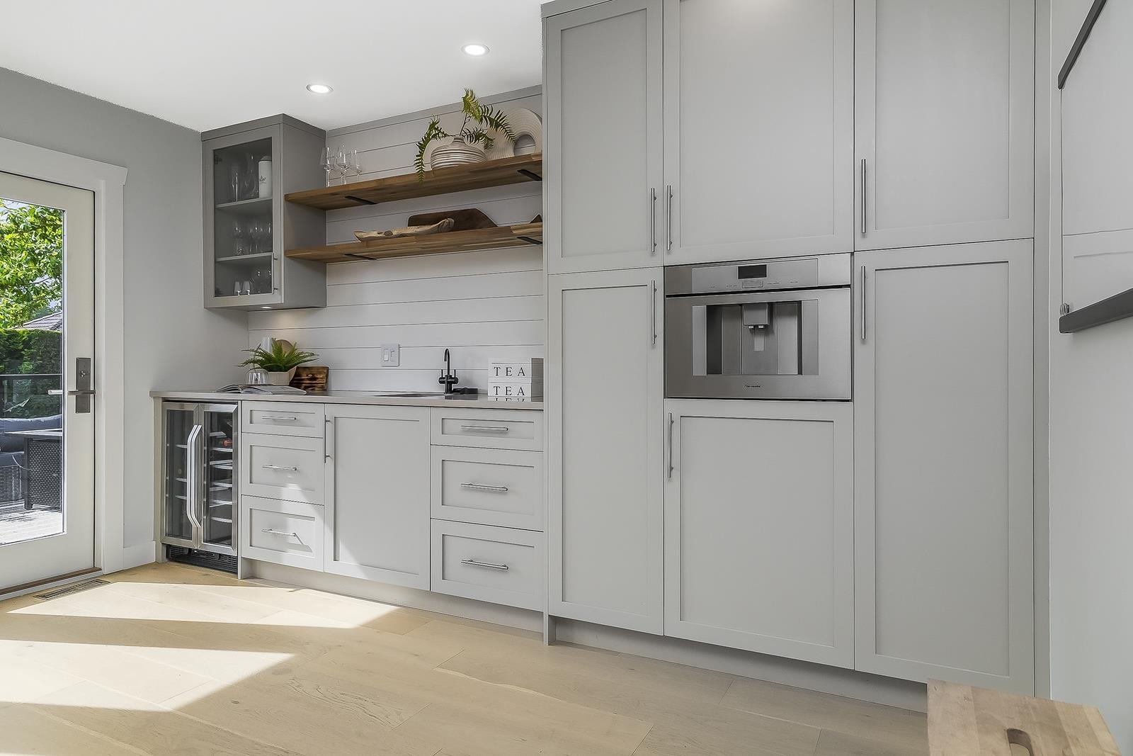 1033 164 STREET, Surrey