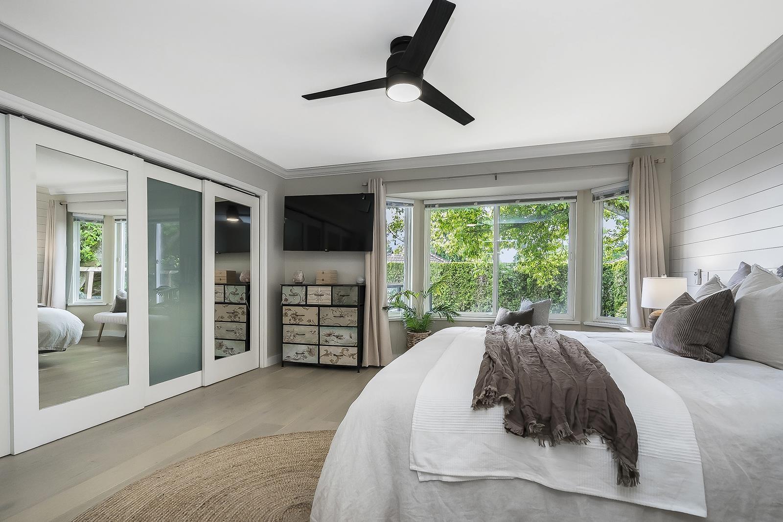 1033 164 STREET, Surrey