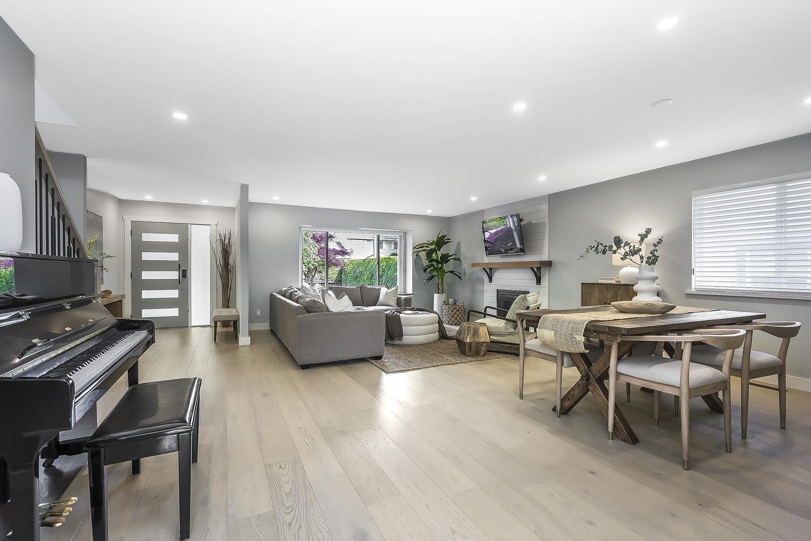 1033 164 STREET, Surrey