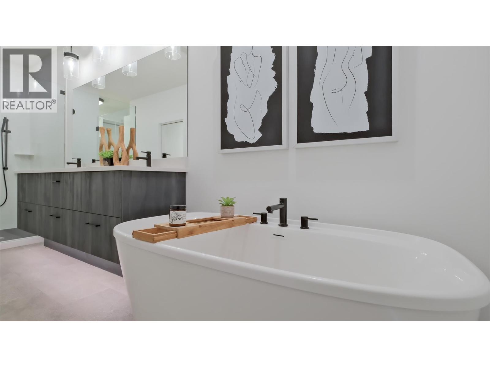 9201 Okanagan Centre Road W Unit# 20, Lake Country