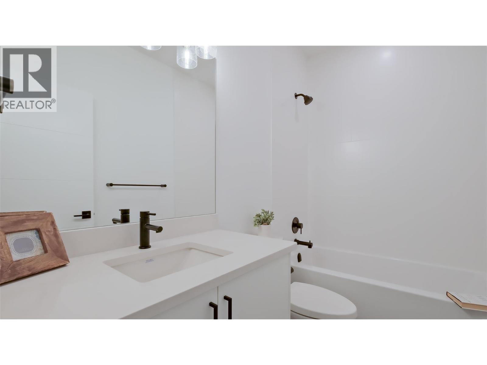 9201 Okanagan Centre Road W Unit# 20, Lake Country