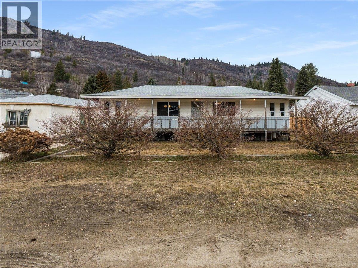 740 10TH Avenue, Montrose