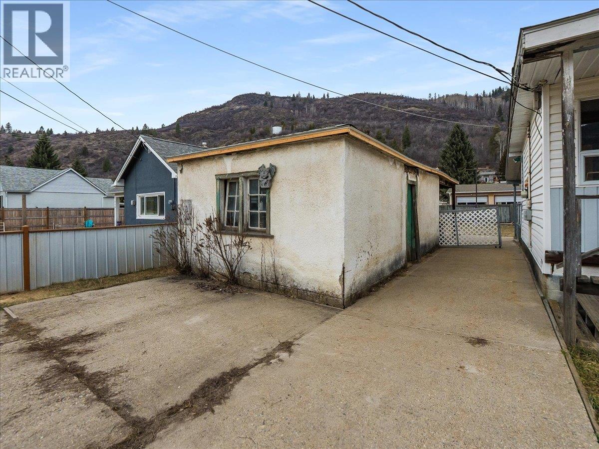 740 10TH Avenue, Montrose