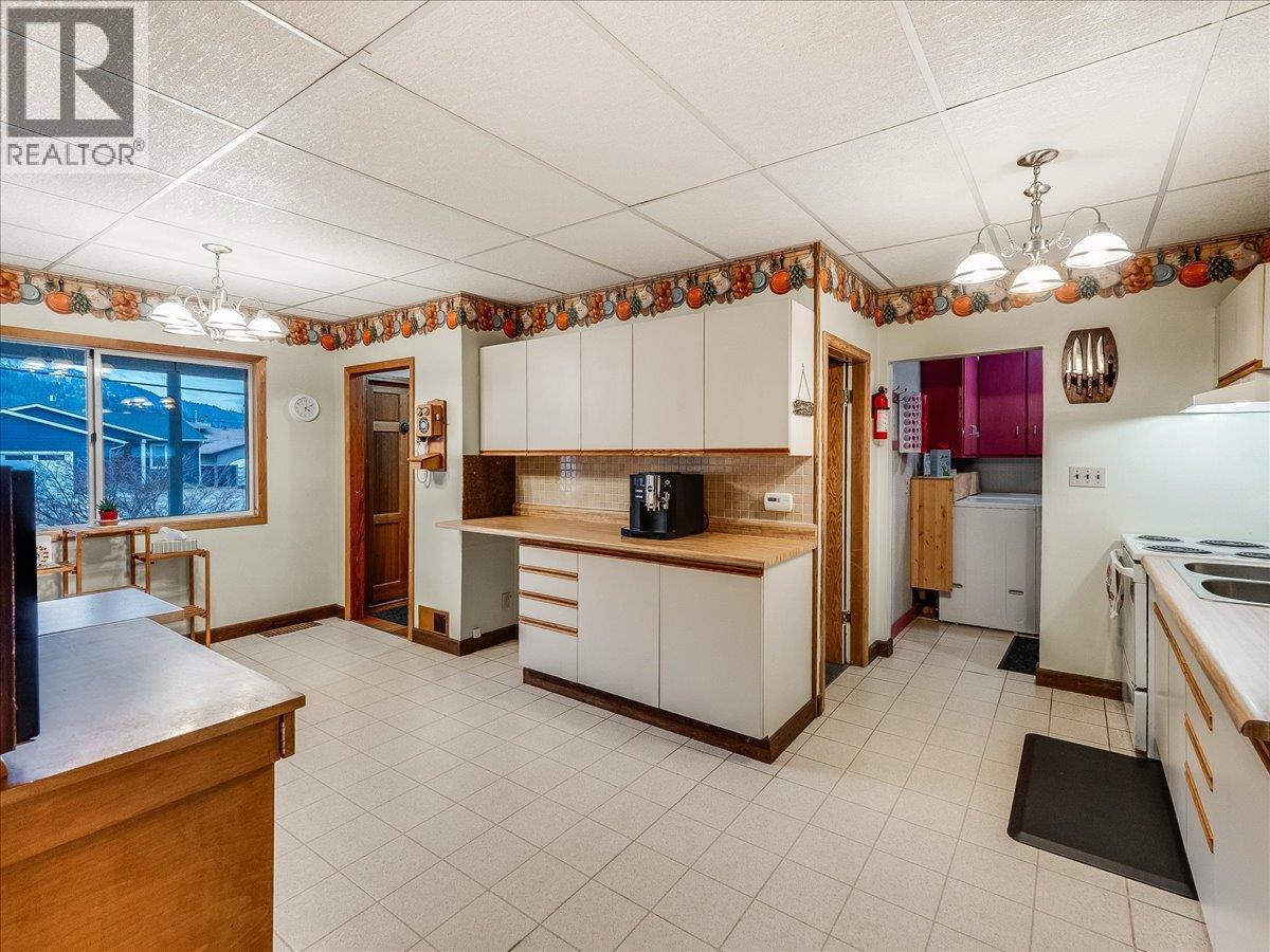 740 10TH Avenue, Montrose