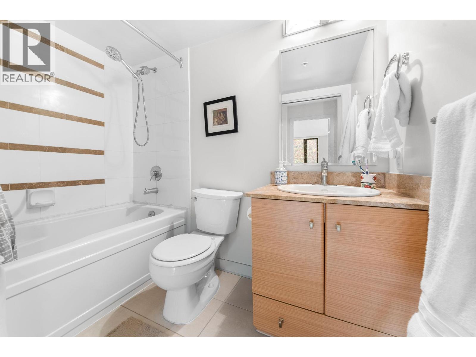 502 909 MAINLAND STREET, Vancouver