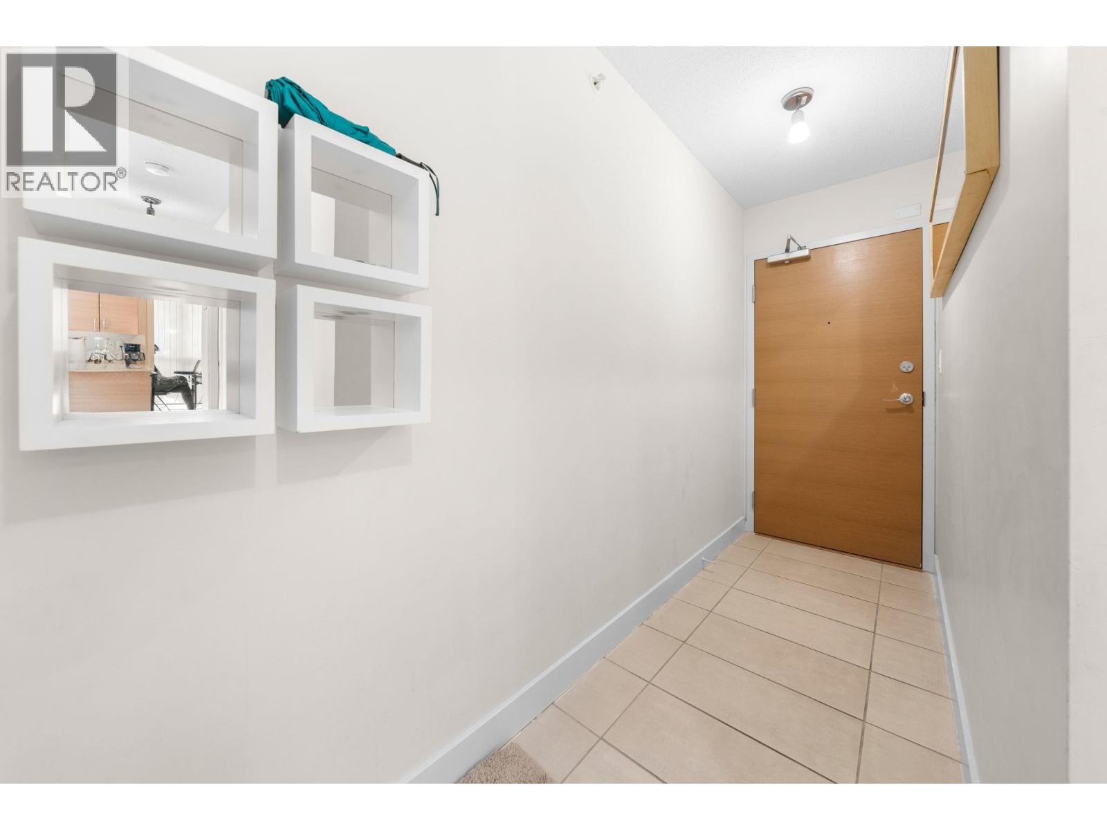 502 909 MAINLAND STREET, Vancouver