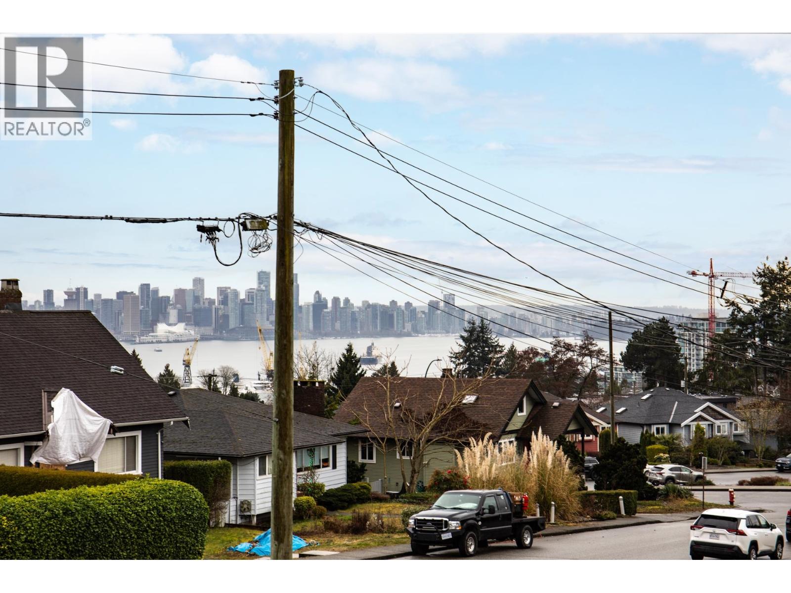 428 E 7TH STREET, North Vancouver