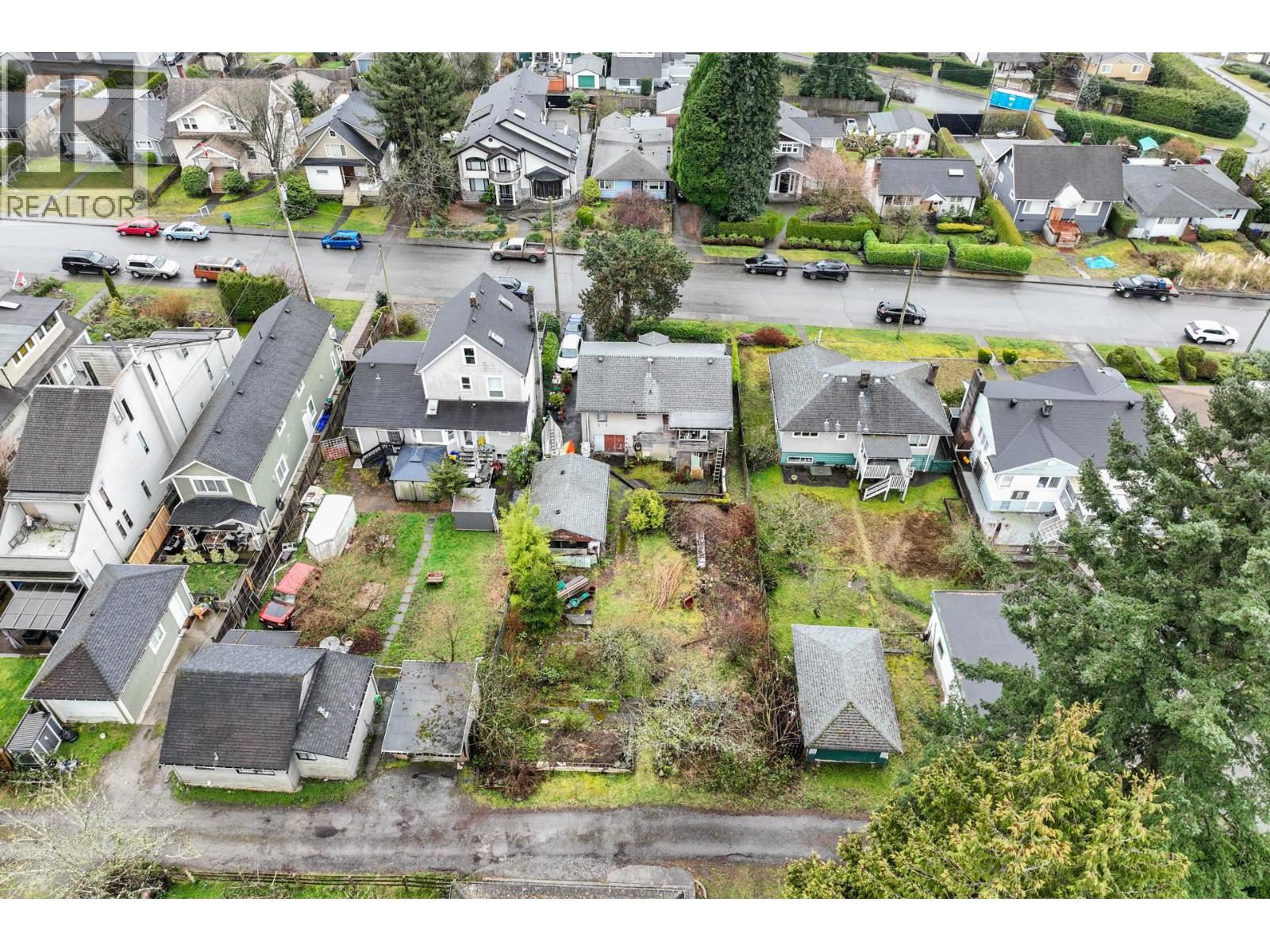 428 E 7TH STREET, North Vancouver