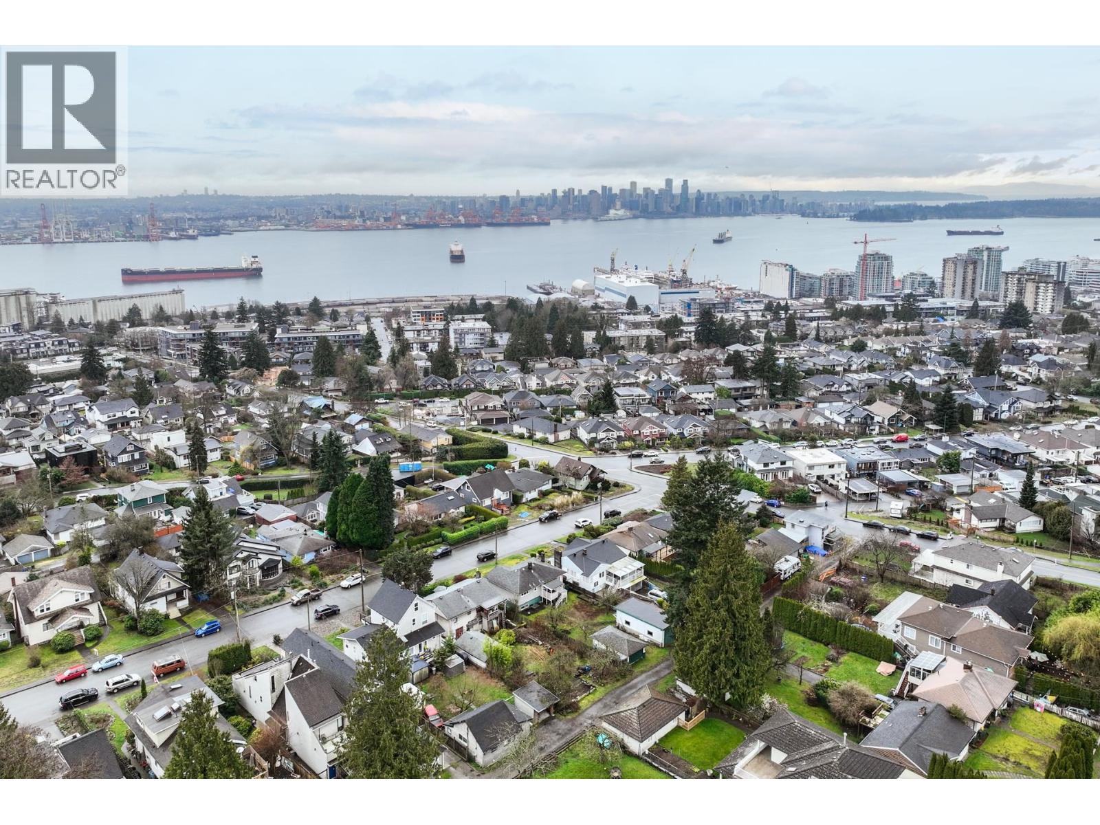 428 E 7TH STREET, North Vancouver