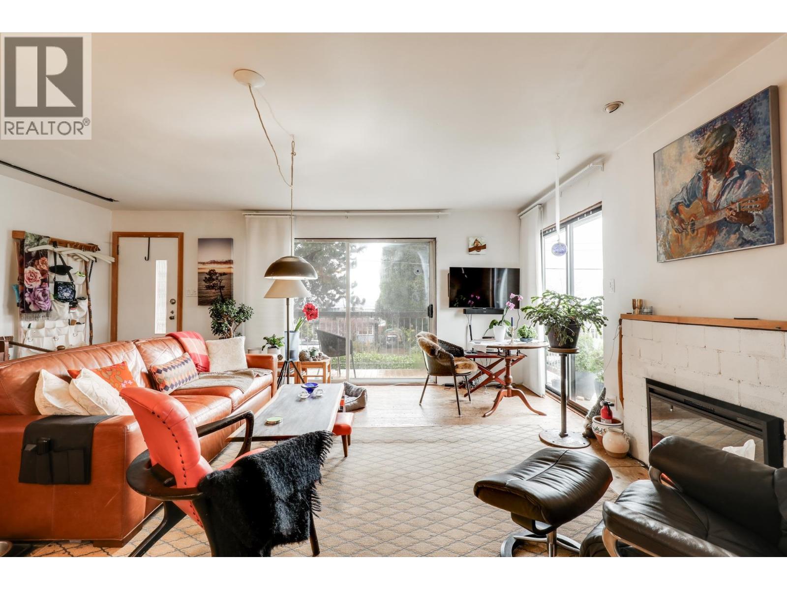 428 E 7TH STREET, North Vancouver
