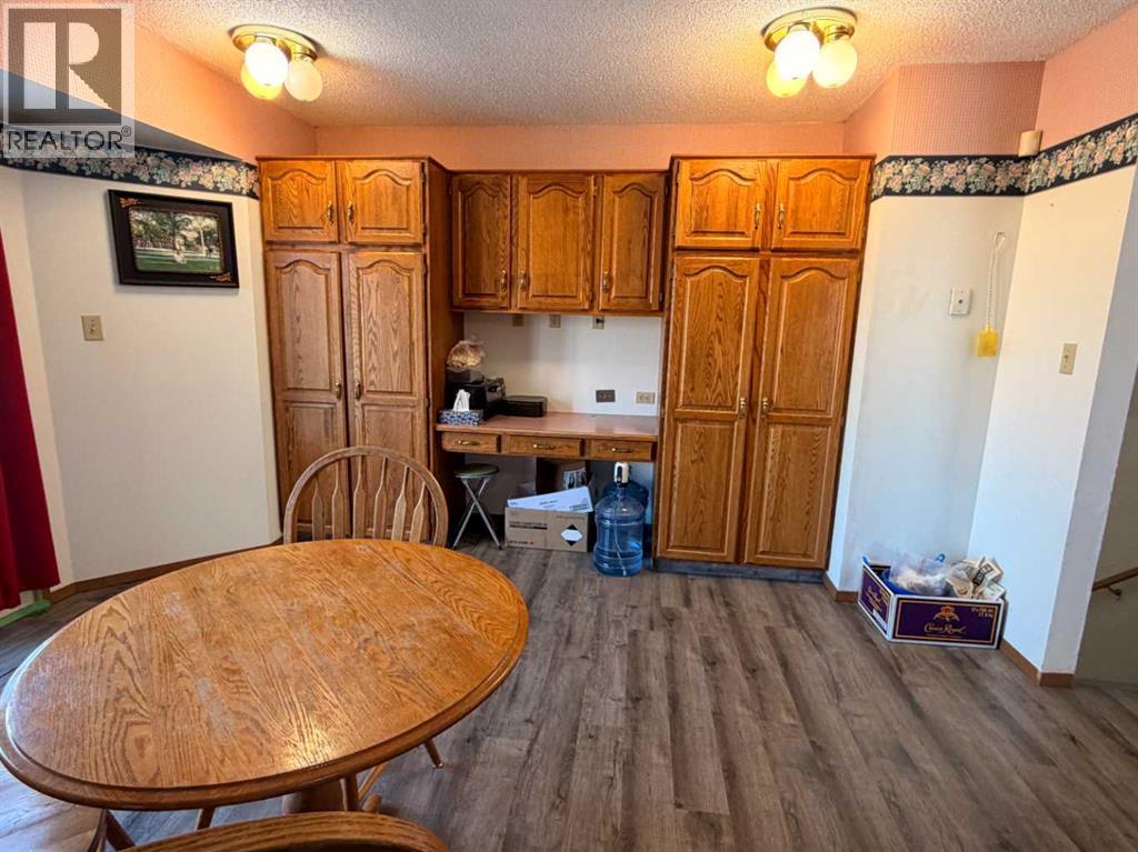 
          2 1 Street
            <br/>
            <span>Purple Springs</span>
            , 
            <span>AB</span>
             <span>T0K1X0</span>
         - Photo 5