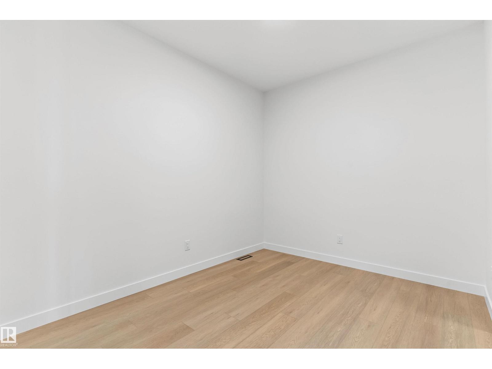 2244 4 AV SW - 4