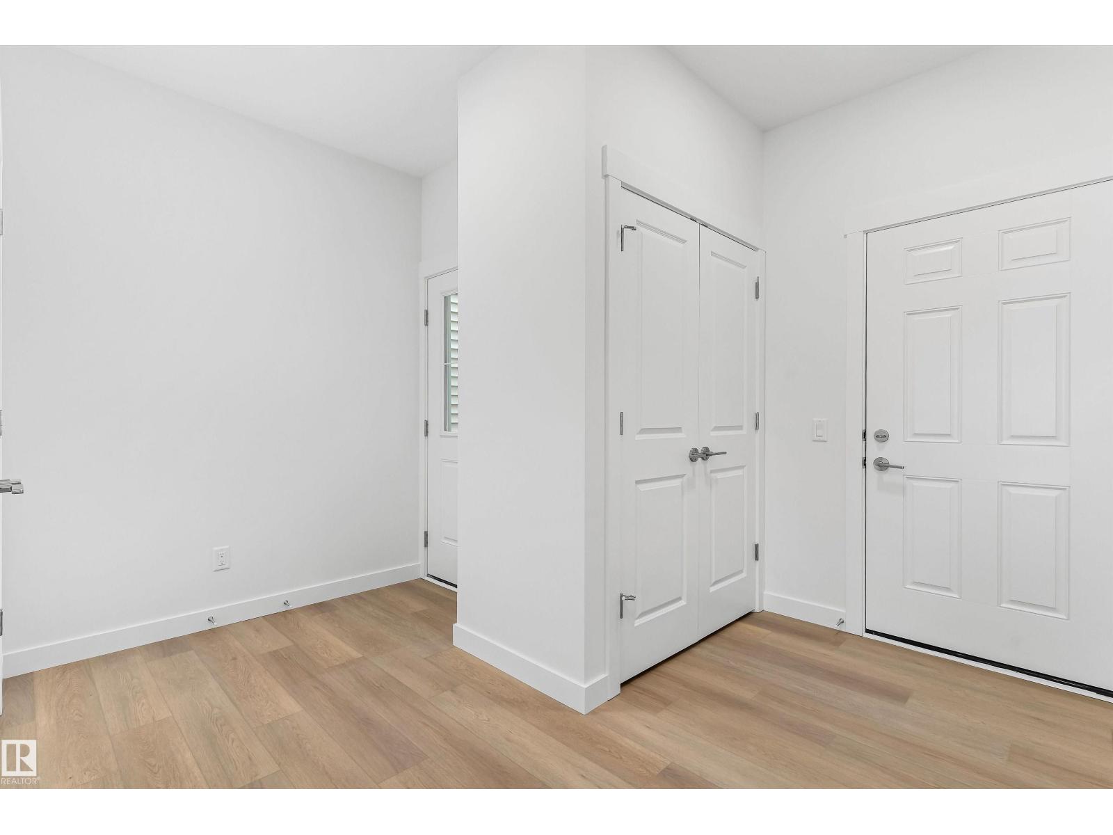 2244 4 AV SW - 3