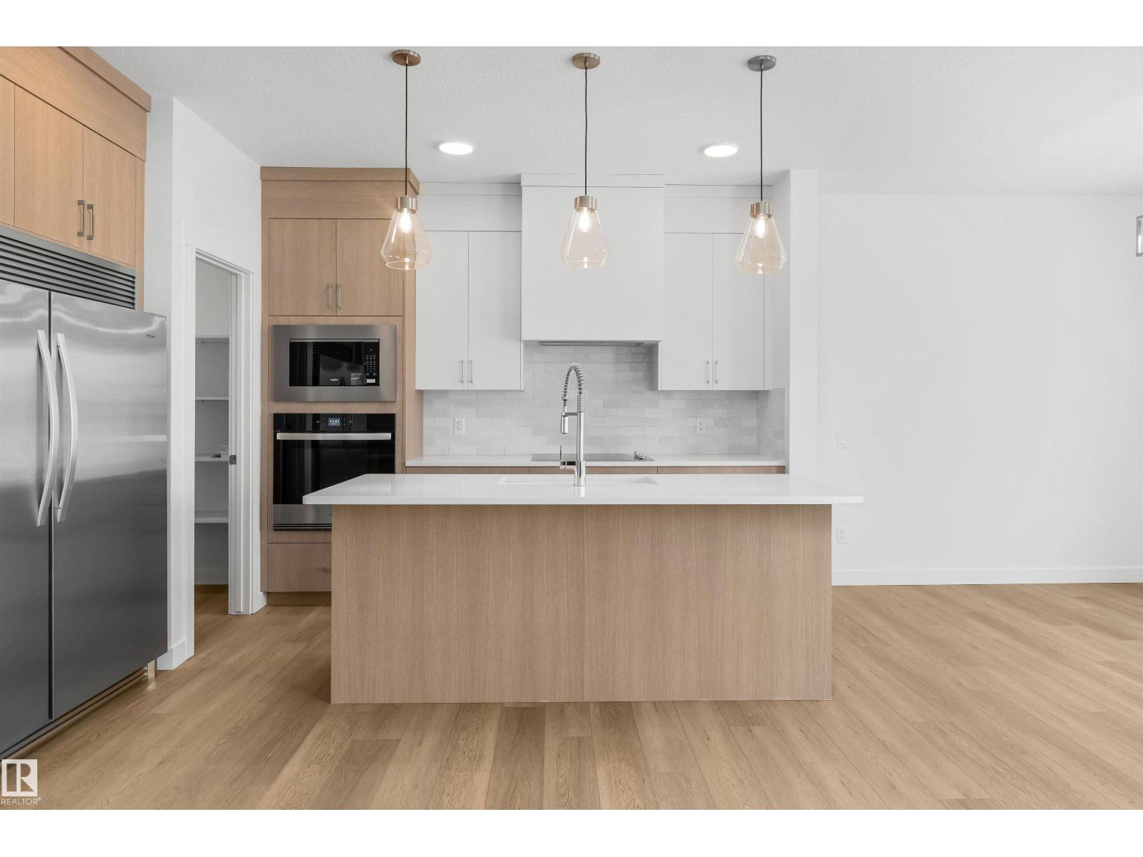 2244 4 AV SW - 15