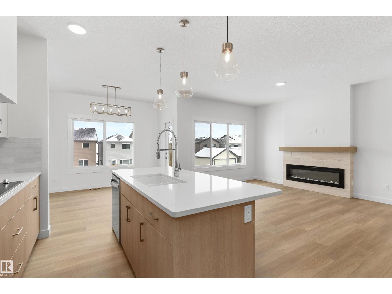 2244 4 AV SW - 18