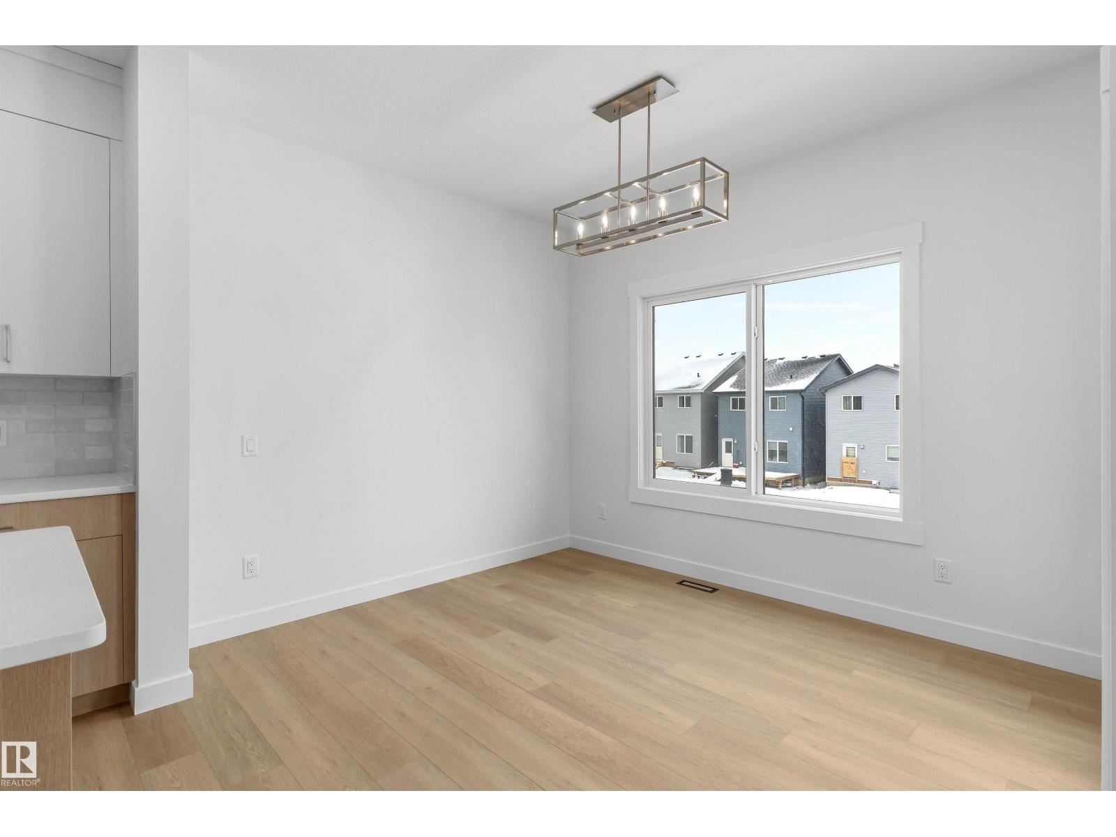 2244 4 AV SW - 11