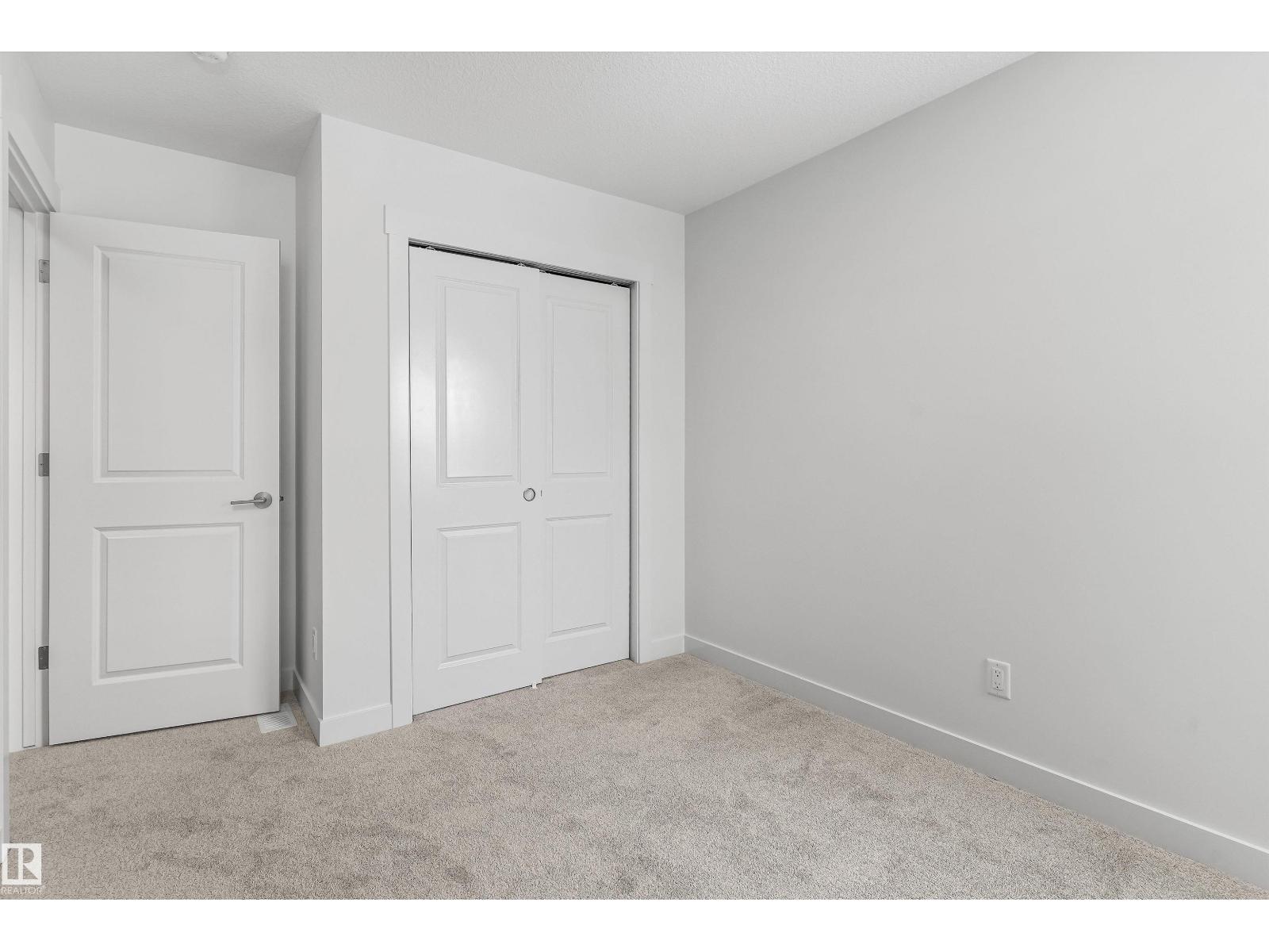 2244 4 AV SW - 31