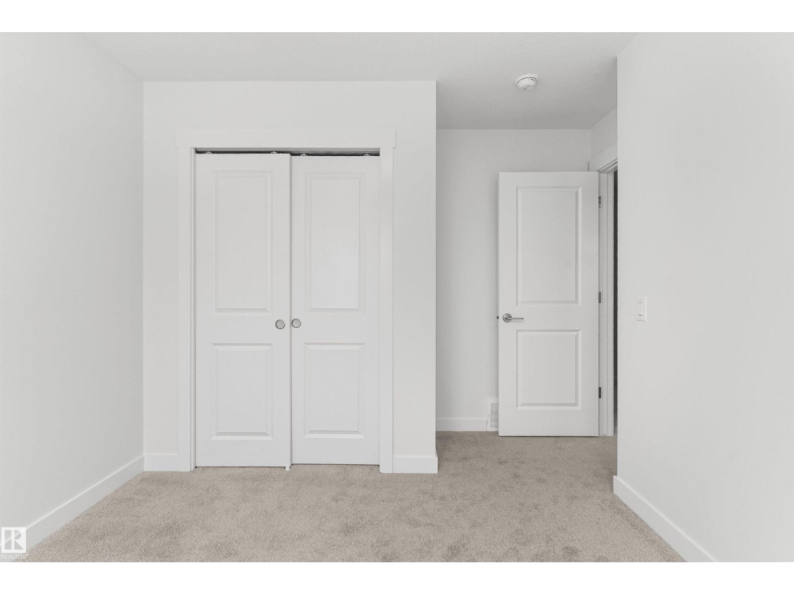 2244 4 AV SW - 33