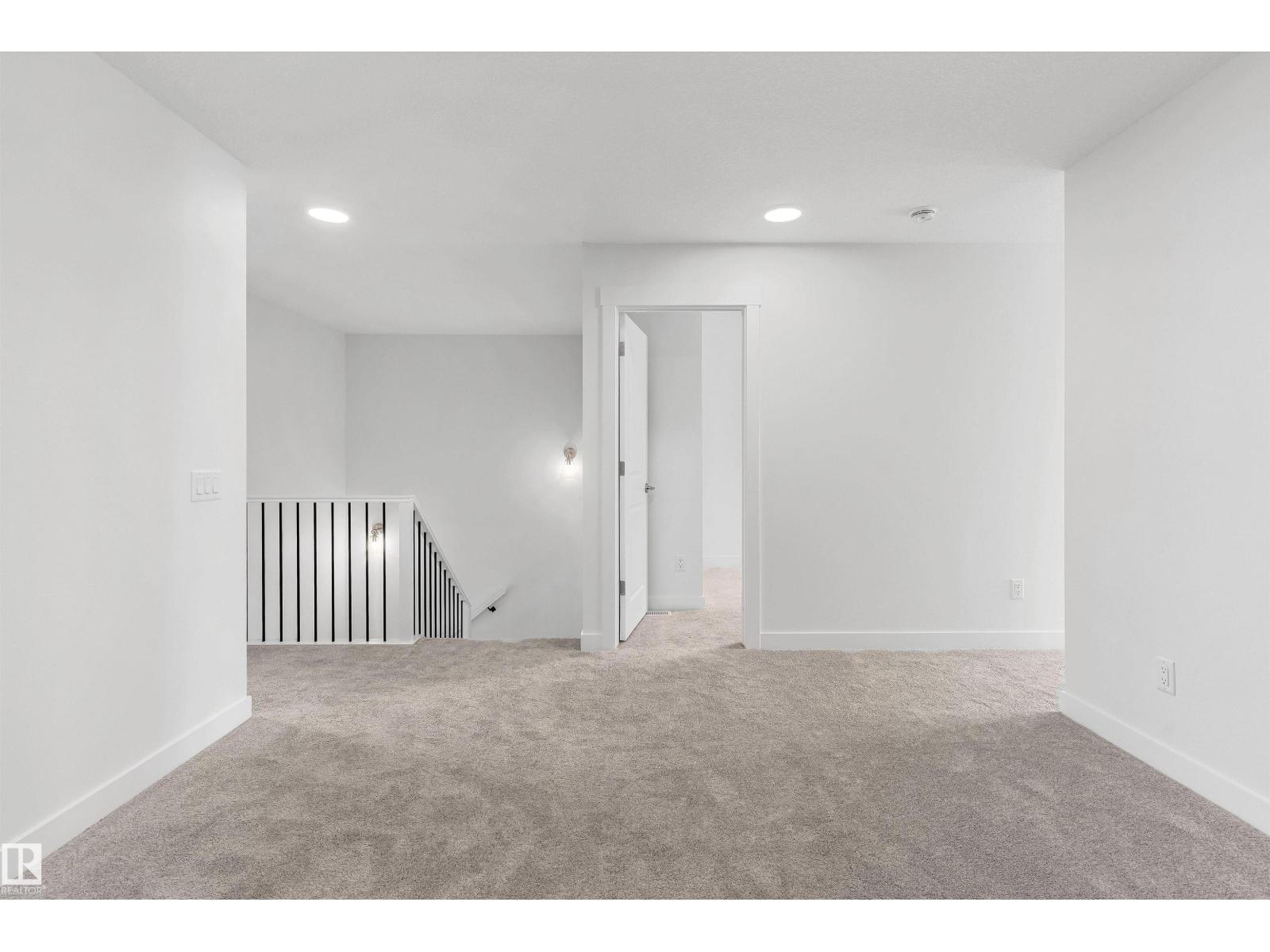 2244 4 AV SW - 28