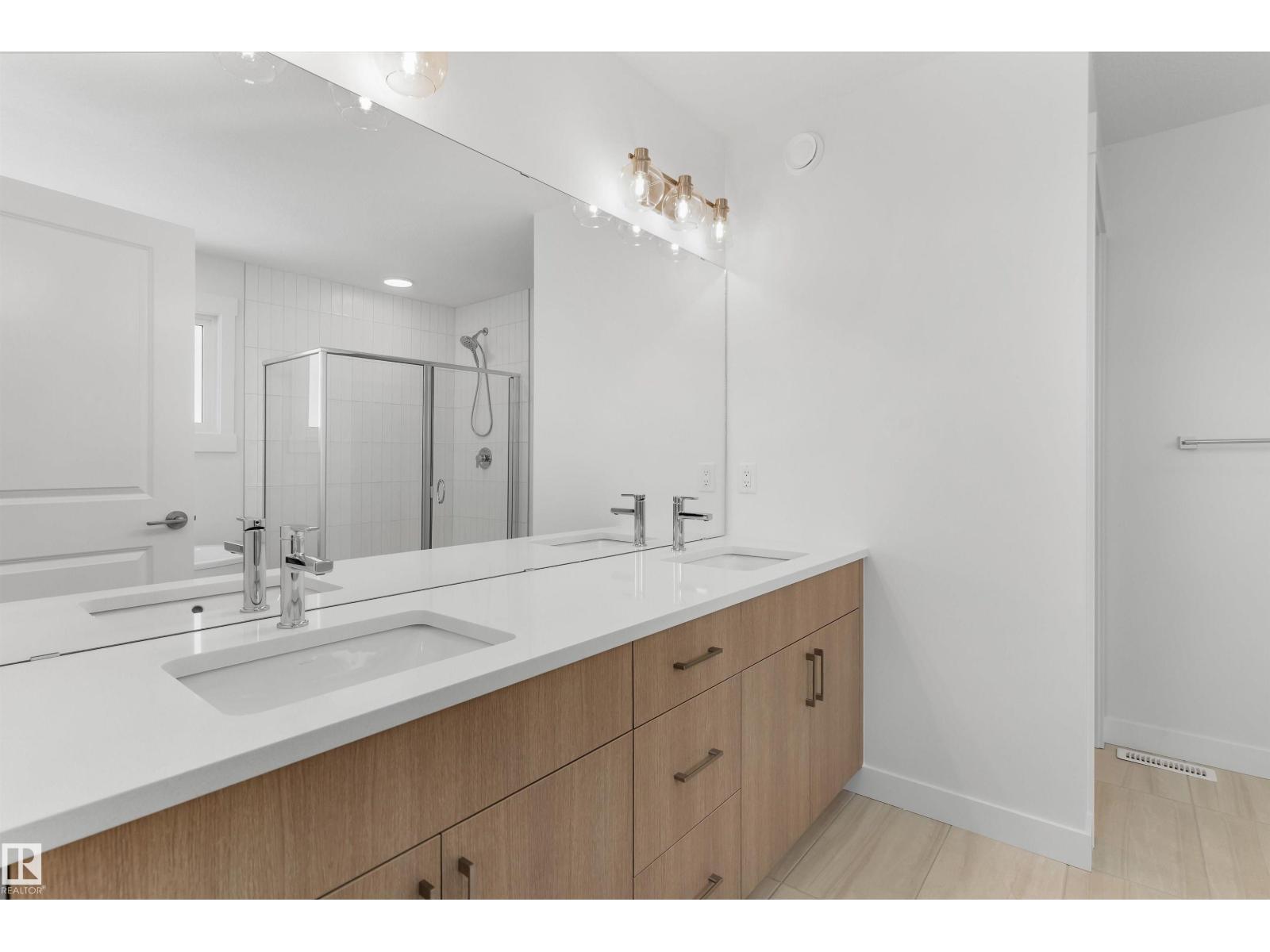2244 4 AV SW - 20