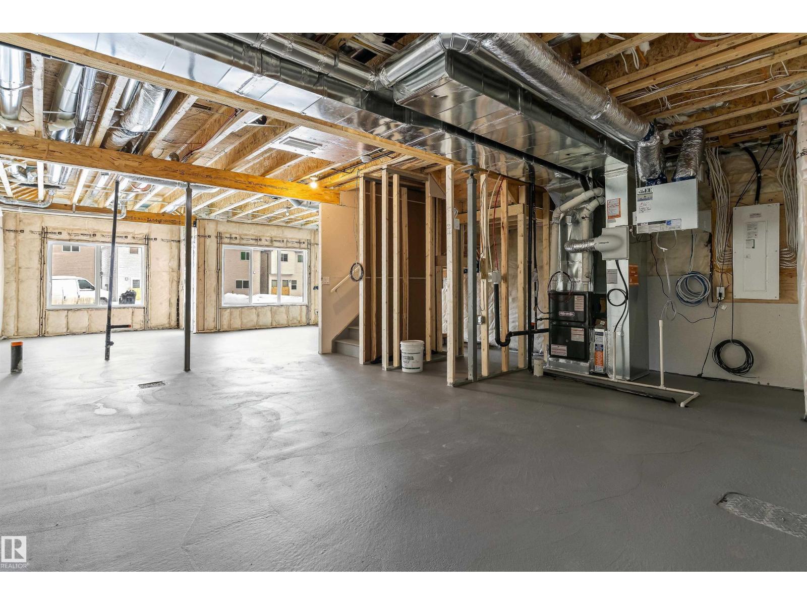 2244 4 AV SW - 36